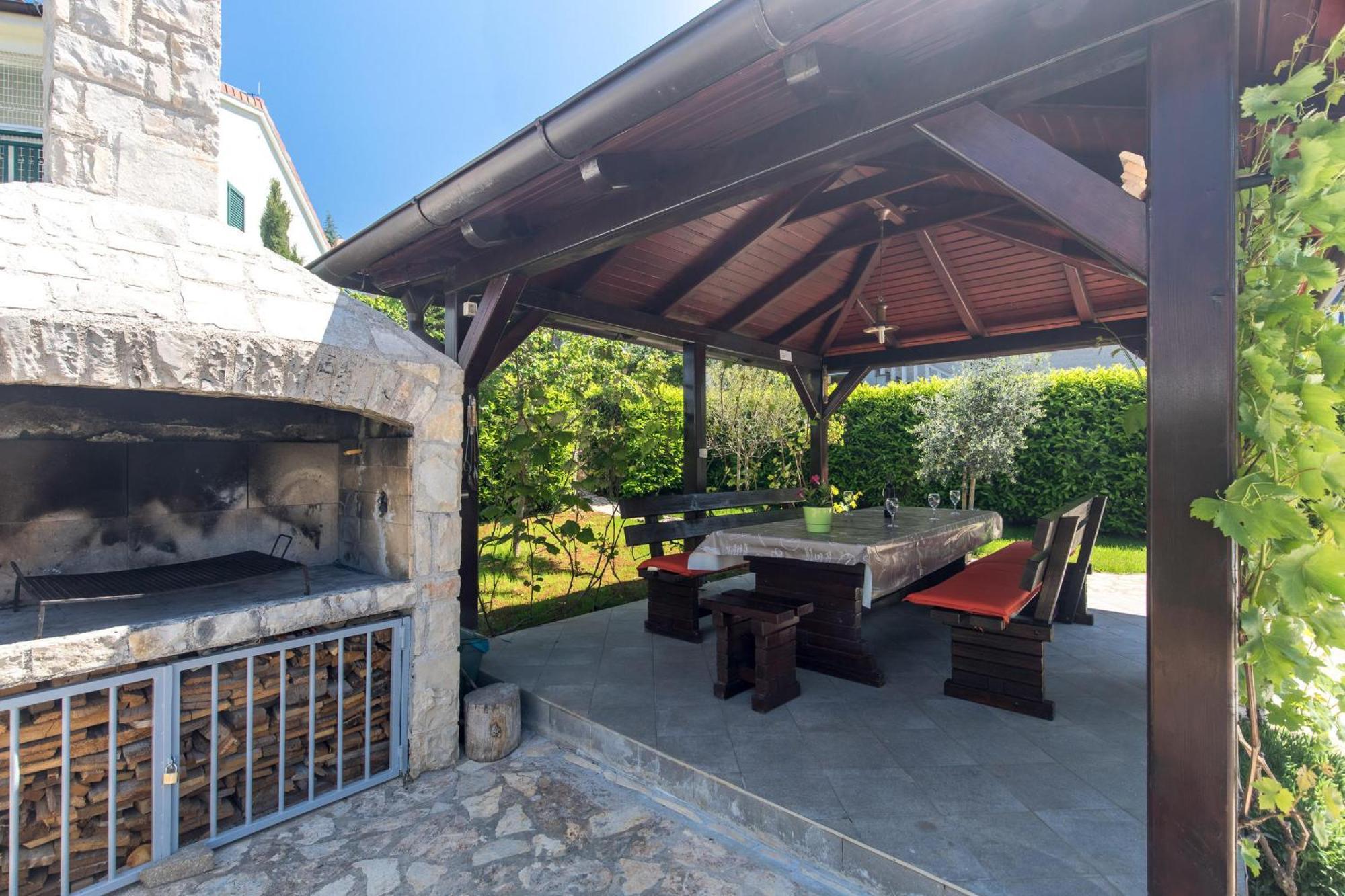 Holiday Home Ore Malinska Zewnętrze zdjęcie